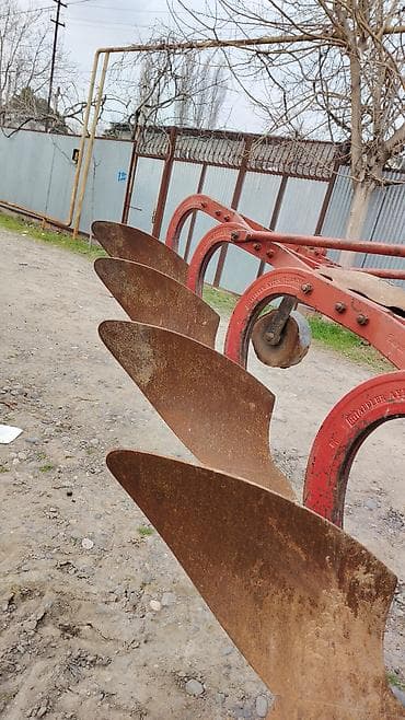 yto traktorlarin satisi: Salam elanı diqqətlə oxu sənəti yoxdur ramada qəti çatı svarkası — 1