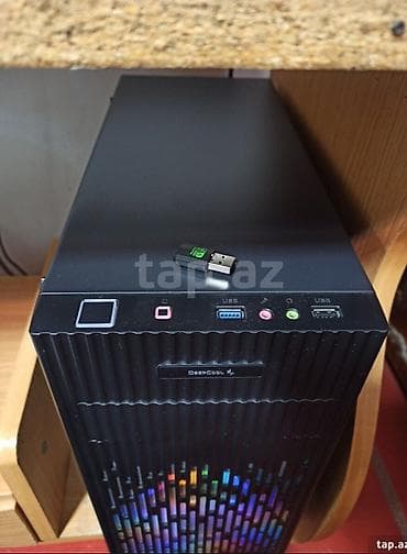 Masaüstü kompüterlər və iş stansiyaları: Qiymət qəti şəkildə sondur qiymət barədə qətiii şəkildə narahat — 2