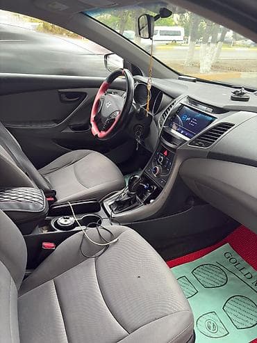 hyundai elantra 2010: Hyundai elentra 2014 1.8 150 at gucu hazirda kreditdedi 10000 ilkin — 8