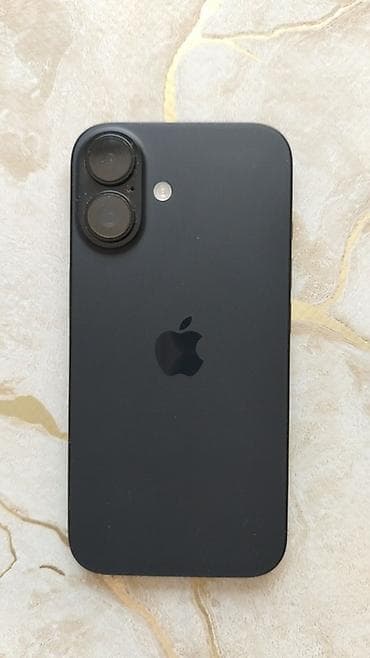 iphone 14 plus 256gb: IPhone 16, 128 GB, Black Titanium, Barmaq izi, Face ID — 1