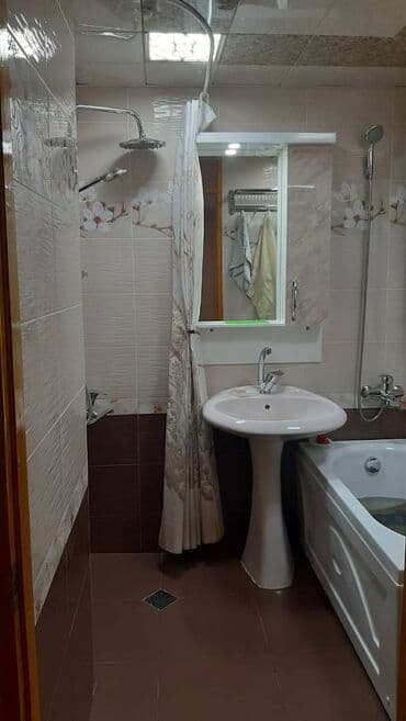 lənd kuruzer ucun led işıq lupası hardan tapmaq olar: Bakı, 3 otaqlı, Köhnə tikili, m. Xalqlar Dostluğu, 70 kv. m — 16