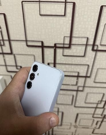Samsung Galaxy A35 5G, 256 GB, rəng - Ağ, İki sim kartlı — 3