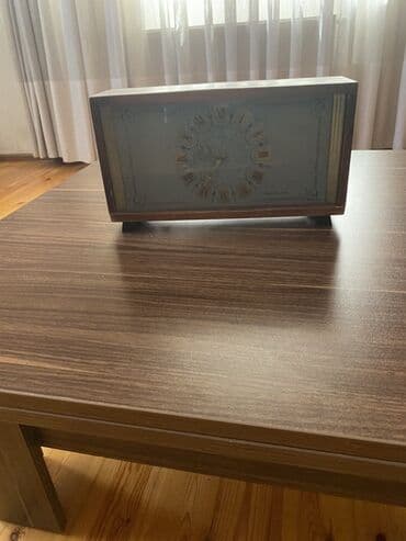 антикварные часы настенные: Taxta korpuslu, retro üslubda dizayn edilmiş masa saatı. Roma — 1