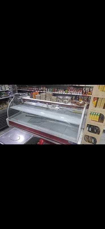 vitrin kolbasa: Vitrin soyuducu 275azn Ölçü 2.50 İnşatçılar metro yaxın — 1