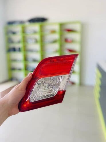 yuk baqaj: Toyota — 1