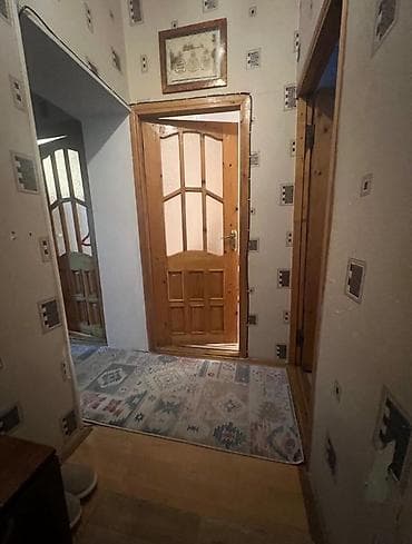 28 may qesebesi ev satilir: Qaradağ rayonu, Sahil qəsəbəsində (Primorski) Univermaqda, Dalğa — 2