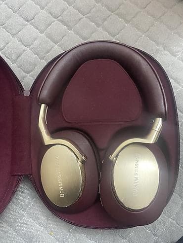 Masaüstü kompüterlər və iş stansiyaları: Bowers & Wilkins premium over‑ear qulaqlıq - Model xətti: Bowers — 3