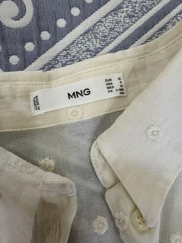 uz ucun tuk token kremler: MNG (Mango) qadın köynəyi
2 dəfə geyinilib
- Ölçü: EUR M — 3