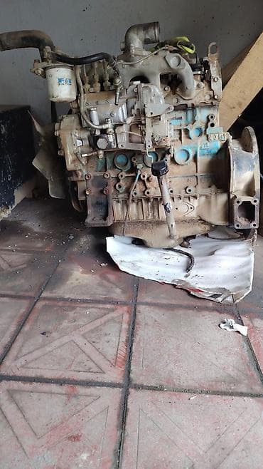 balaca mator: İSUZU dizel mühərrik - Marka: ISUZU - Yanacaq tipi: Dizel - Silindr — 3