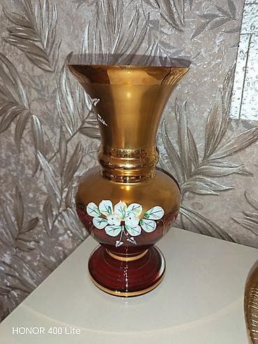 basqa: Bir vaza — 1