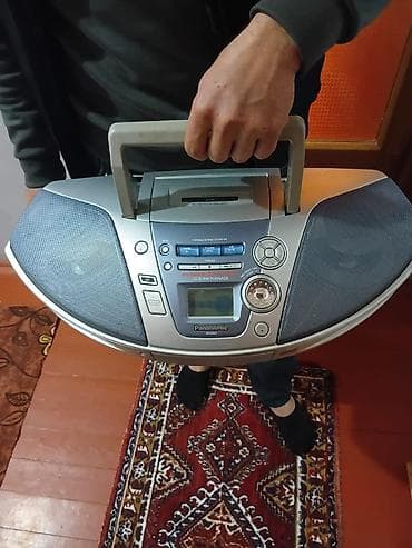 sony mp3 player: Panasonic RX-ES27 portativ stereo audio sistemi Xüsusiyyətlər: - CD — 4