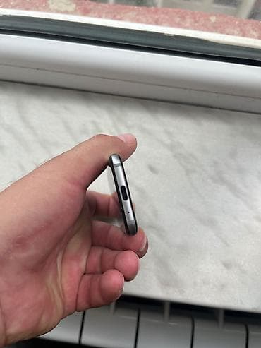 honor 8 s: Palm phone yenidir karobkasiz zaryadkasiz satilir. Type C. imei 20-25 — 2