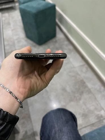 ikinci el 12: IPhone Xs, 256 GB, Qara, Face ID — 8