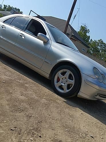 nomre altligi: Mercedes-Benz C‑Class (W203), gümüşü rəng. - Kuzov: sedan, klassik — 8