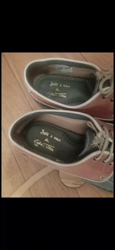 Səndəl və şəp-şüplər: Ayaqqabılar — 7