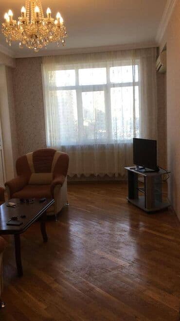 9 cu mikrorayon kiraye evler 2022: Yasamal rayonu,Üç taclı binanın yanı(tri karona). 16 mərtəbəli — 2