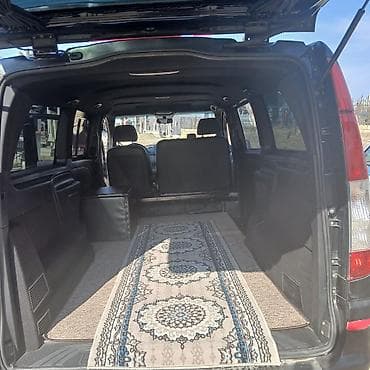 mercedes e class: Cənazələrin daşınması Cənazənin son mənzilə yola salınması üçün — 4