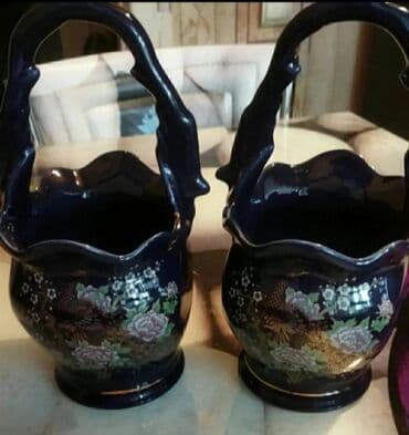 Süfrə qab-qacaqı: Kanfet qabi her 2 terefde ferqli resunkali iksi birlikte 25azn — 2