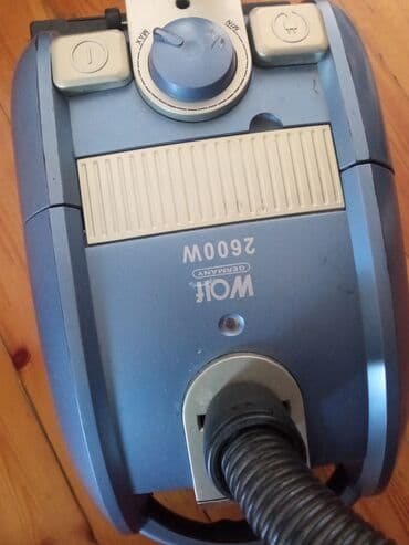 islenmis darvaza: Wolf markalı tozsoran, 2600W gücündədir. Üzərində tənzimləmə — 2