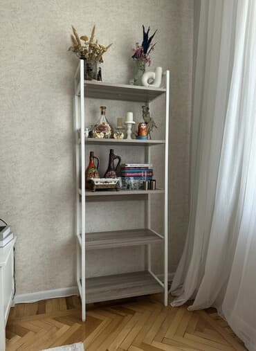 gül rəfləri: İşlənmiş, Kitab rəfi, Düz, Rumıniya — 2