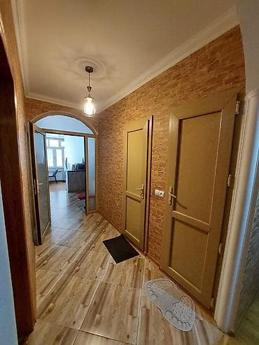 modul tipli ev: Bakı, Bakıxanov qəs., 4 otaqlı, Köhnə tikili, m. Neftçilər, 100 kv. m — 10