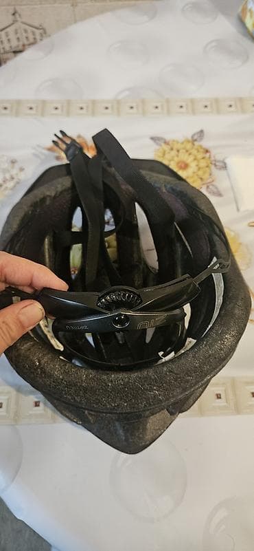 fit: Məhsul: Trek velosiped dəbilqəsi amerikadan gelib - Rəng: Qara — 3