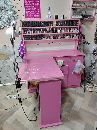 Az işlenib deffecti yoxdur Acarli sirmeleri var yalniz stol satilir