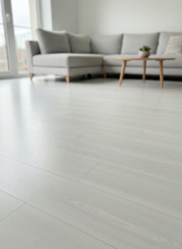 Ağ və müxtəlif çalarlarda laminat döşəmə lövhələri. Bu lövhələr evdə lalafo.az -da Ağ və müxtəlif çalarlarda laminat döşəmə lövhələri. Bu lövhələr evdə