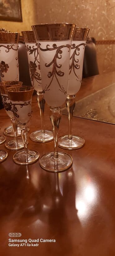 12 yas ucun tortlar: Qədəhlər, rəng - Qızılı, Şüşə, 12 ədədli dəst — 4