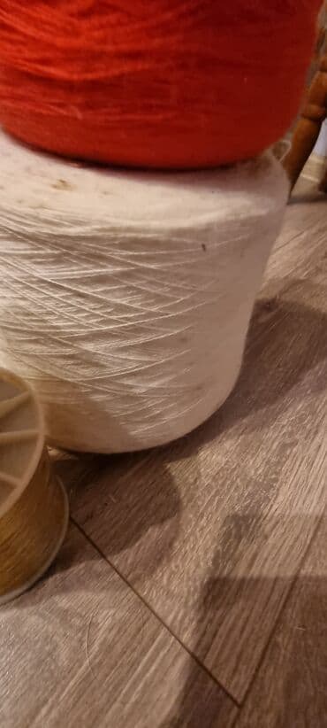 Ipler sari ve boz ipler sekilde balaca gorsenir cox boyuk tutumludu lalafo.az -da Ipler sari ve boz ipler sekilde balaca gorsenir cox boyuk tutumludu