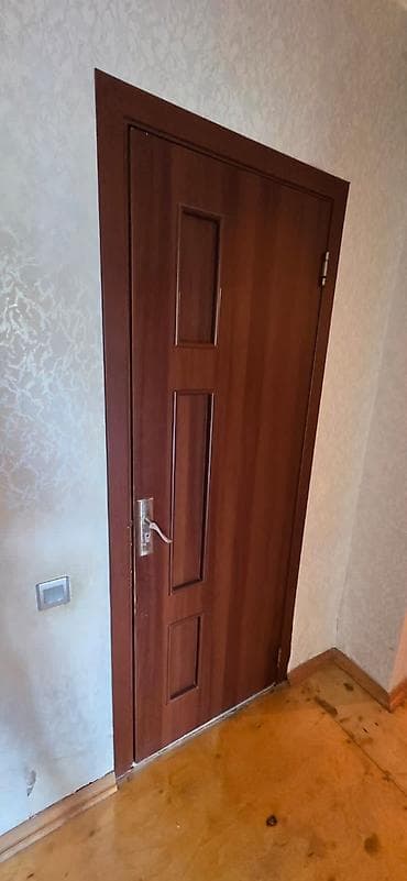 5 ədəd otaq qapısı Hamısı 150 AZN Qiymıtdə endirim olaçaq Unvan Həzi