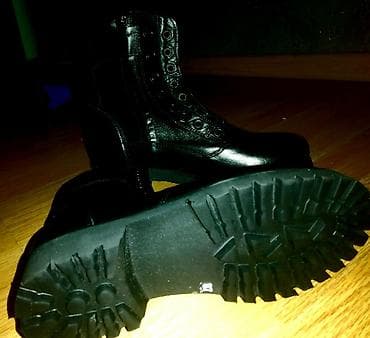 Ayaqqabılar: 37 və 46 razmer var — 2