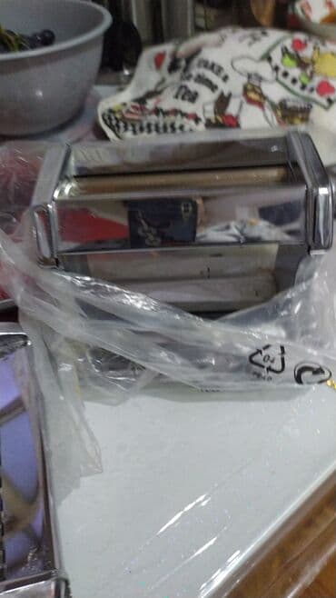 dusbere kesen aparat: Makaron hazırlama dəsti – əl ilə işləyən metal pastamaşın və dəyişən — 4