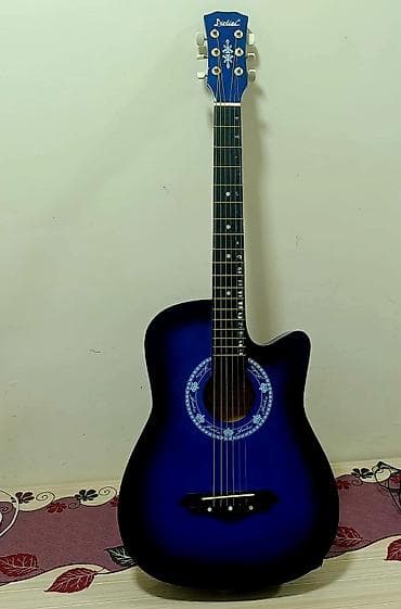 Гитары: Salam gitara əla vəziyətdədir heç bir qırığı çatı yoxdur az işlənib — 3