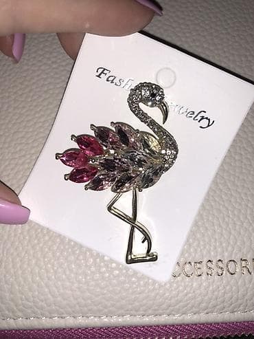 Zərgərlik əşyaları: Flamingo formalı bross Həzi Aslanov metrosunun yanında, 245 nömrəli — 1