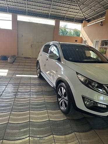 mini cooper kreditle: Kia Sportage: 2 l | 2011 il Krossover — 8