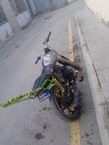 islenmis moped: Stunt/drag üslubunda modifikasiya edilmiş moped-baza - Çərçivə və — 3