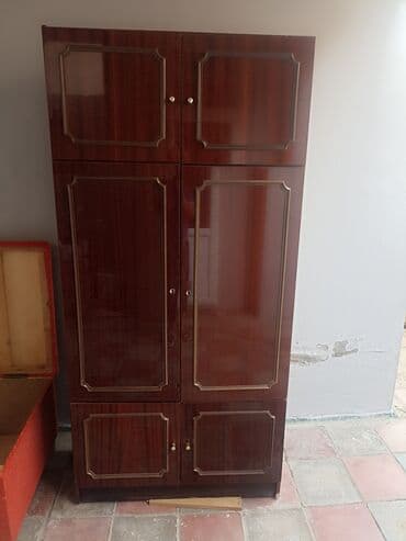 işlənmiş qarderob: İşlənmiş, Açılan, 6 qapı Düz dolab, Qarderob, paltar dolabı, Almaniya — 3