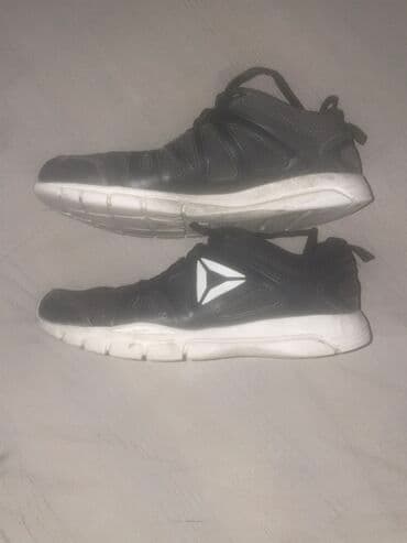 adidas qaçış üçün qadın krossovkaları: Almaniyadan alınıb orginaldır Reebok tərəfindən idman fəaliyyətləri — 2