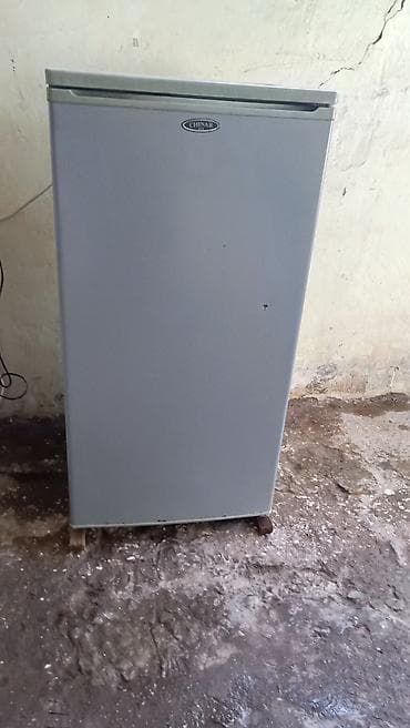 Soyuducu tam işlək vəziyyətdədir təzə kimidir əla soyudur çürüyü