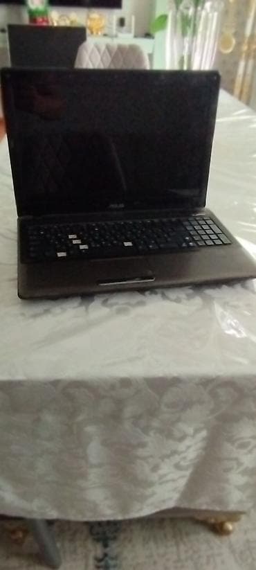 samsung level u: ASUS noutbuk - Ekran: təxminən 15–17 düym, parlaq örtük - Klaviatura — 3