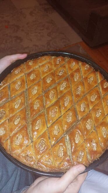 акун мука цена: Qoğal-1.00 manat.
paxlava- 1list 30 manat — 5