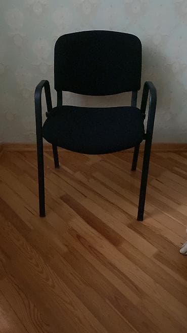 komputer stulu: Ofis/konfrans stulu - Rəng: qara - Konstruksiya: möhkəm metal karkas — 1