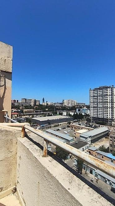 Mənzillər: Satılır 2 otaqlı yeni tikili 60 m², Şah İsmayıl Xətai m. Kateqoriya — 8