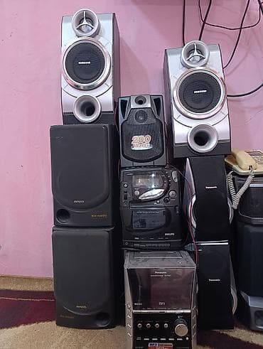 dvd disklər: Panasonic SA-PM31 mini hi-fi sistemi və müxtəlif akustik kolonlardan — 1