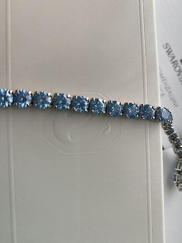 bil: Bilərzik, Swarovski, Ünvandan götürmə — 7