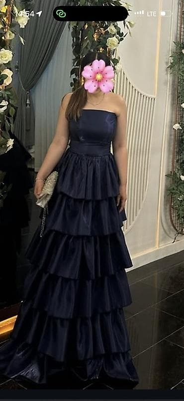 Tünd göy rəngdə gecə/libas – zərif ziyafət donu - Model: Straplez