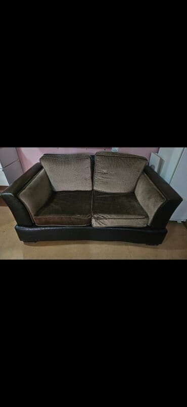 divan 2 əl: Divan, İşlənmiş, Açılmayan, Bazasız, Dəri — 1