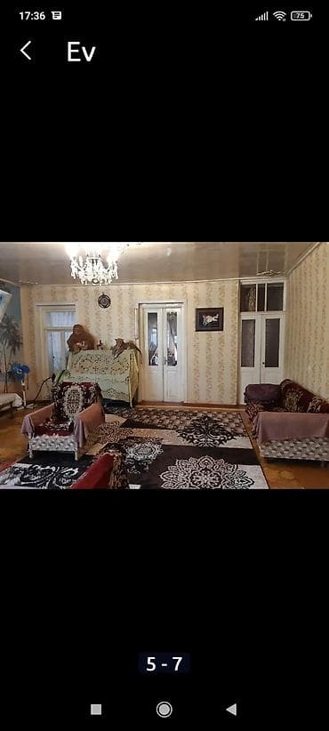 serifzadede satilan evler: Şəhərin mərkəzində Xan bağına yaxın 2 böyük zal mətbəxi balkonu Hamamı — 3