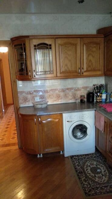 bag evleri is elanlari: Binəqədi rayonu,Mir Cəlal küçəsində,9 mertebe lelinqrad proyekti 3/9 — 7